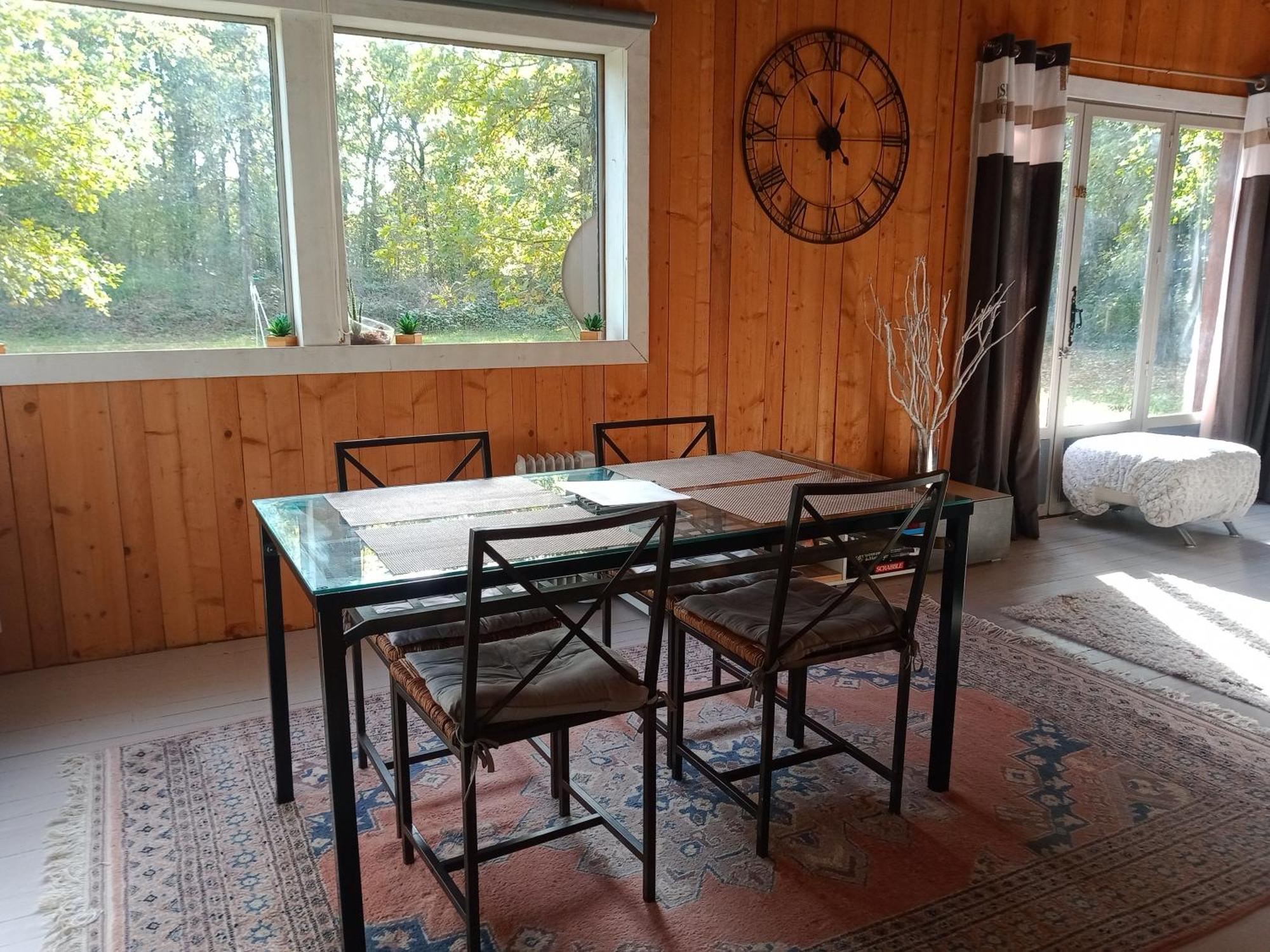 Chalet En Foret, Brame Du Cerf Valpuiseaux Rum bild